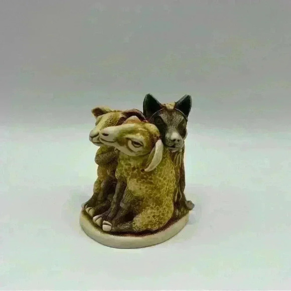 Mint Harmony Kingdom “Mutton Chops” Collectible Trinket Box Crushed Marble - Picture 2 of 9